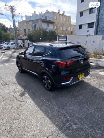 מודעת רכב אם ג'י ZS