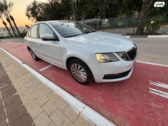 סקודה אוקטביה