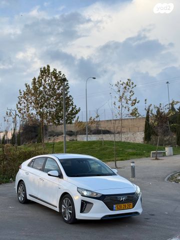 יונדאי איוניק