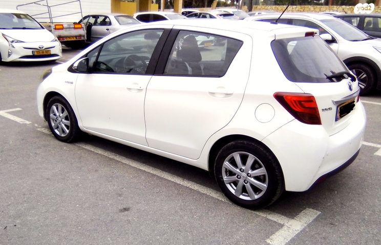 מודעת רכב טויוטה יאריס