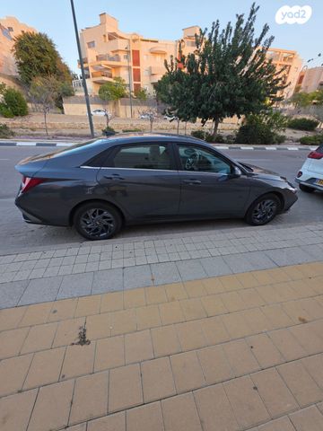 יונדאי אלנטרה