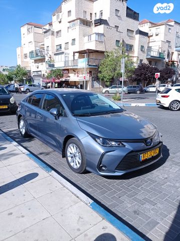 טויוטה קורולה