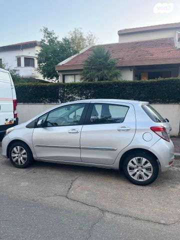 מודעת רכב טויוטה יאריס