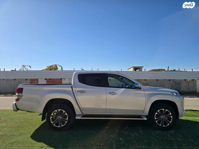 מיצובישי טרייטון / L200