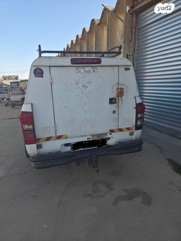 איסוזו די-מקס