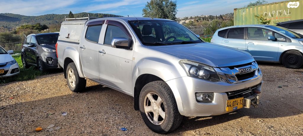 איסוזו די-מקס