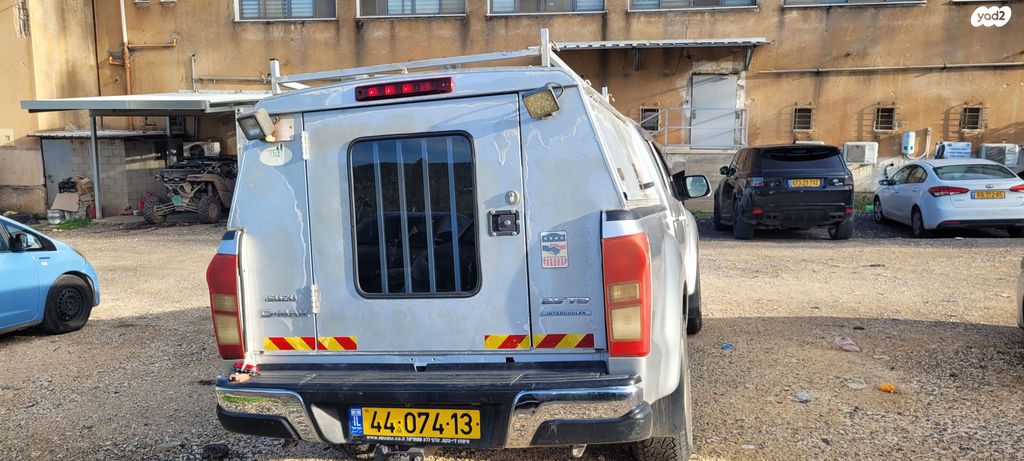 איסוזו די-מקס