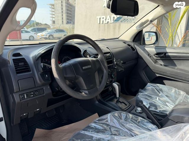 איסוזו די-מקס