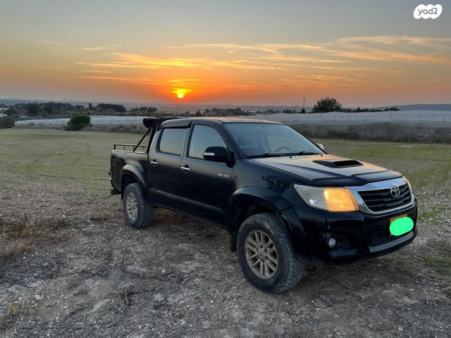 מודעת רכב טויוטה היילקס