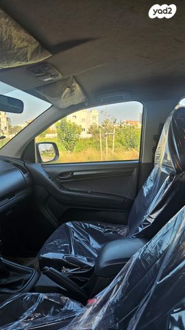 מודעת רכב איסוזו די-מקס