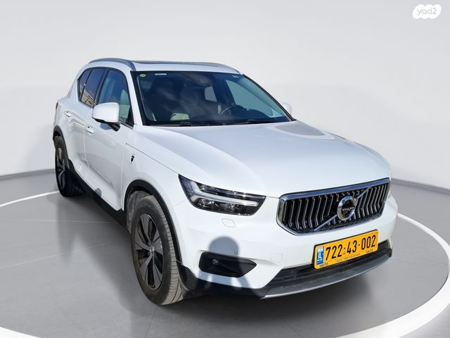 מודעת רכב וולוו XC40