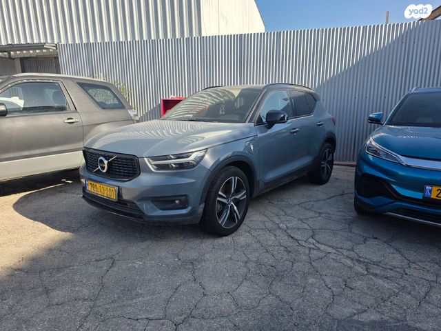 מודעת רכב וולוו XC40