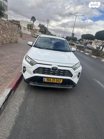מודעת רכב טויוטה RAV4