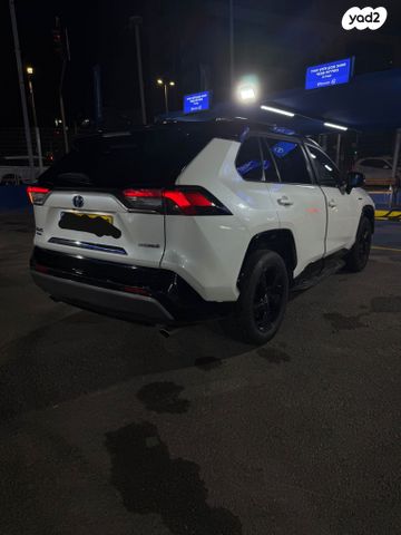 מודעת רכב טויוטה RAV4