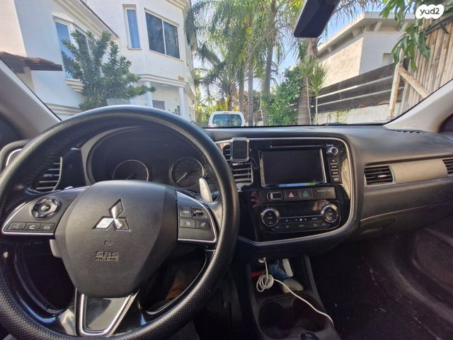 מודעת רכב מיצובישי אאוטלנדר