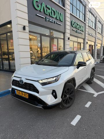 מודעת רכב טויוטה RAV4