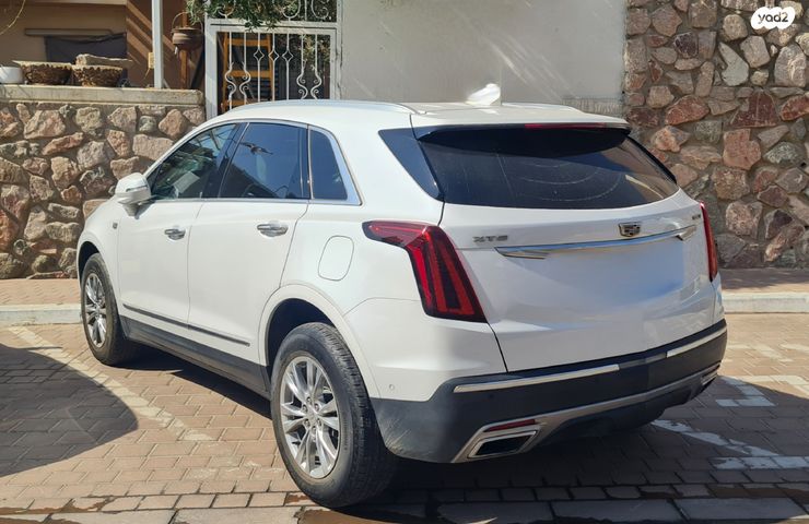 קאדילק XT5