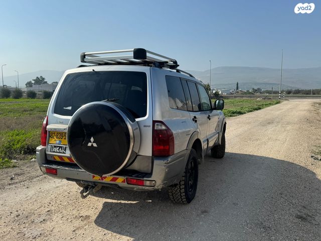 מיצובישי פג'רו