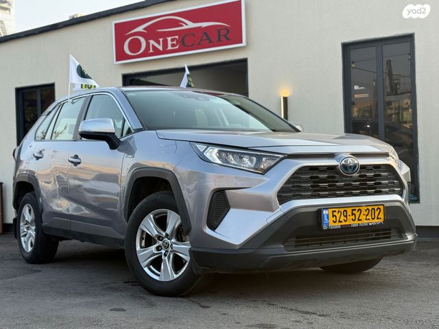 טויוטה RAV4