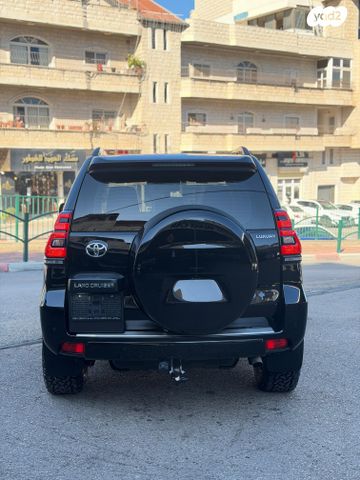 טויוטה לנד קרוזר