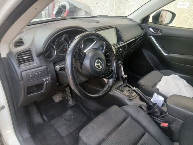 מודעת רכב מאזדה CX-5