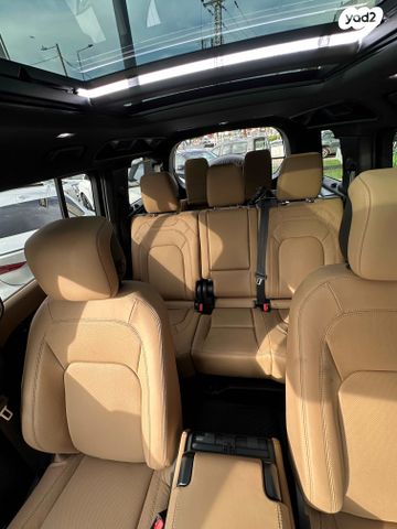 לנד רובר דיפנדר