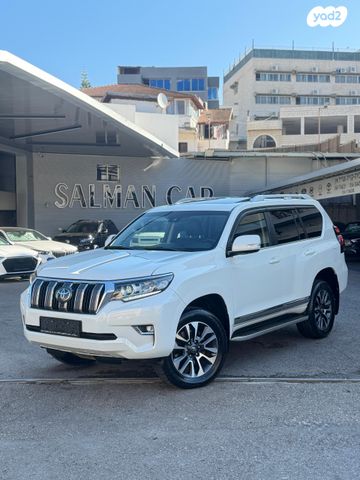 טויוטה לנד קרוזר