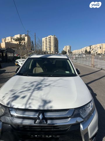 מיצובישי אאוטלנדר