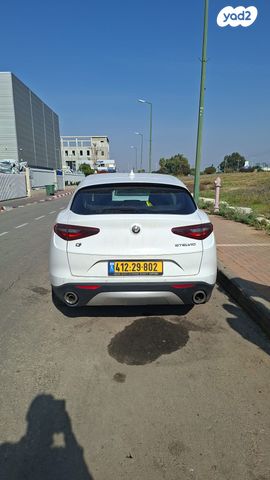 אלפא רומיאו סטלביו