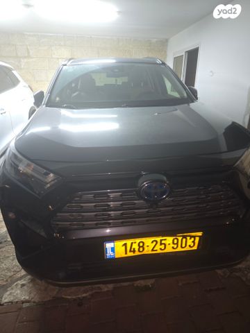 טויוטה RAV4