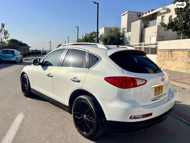 אינפיניטי EX37