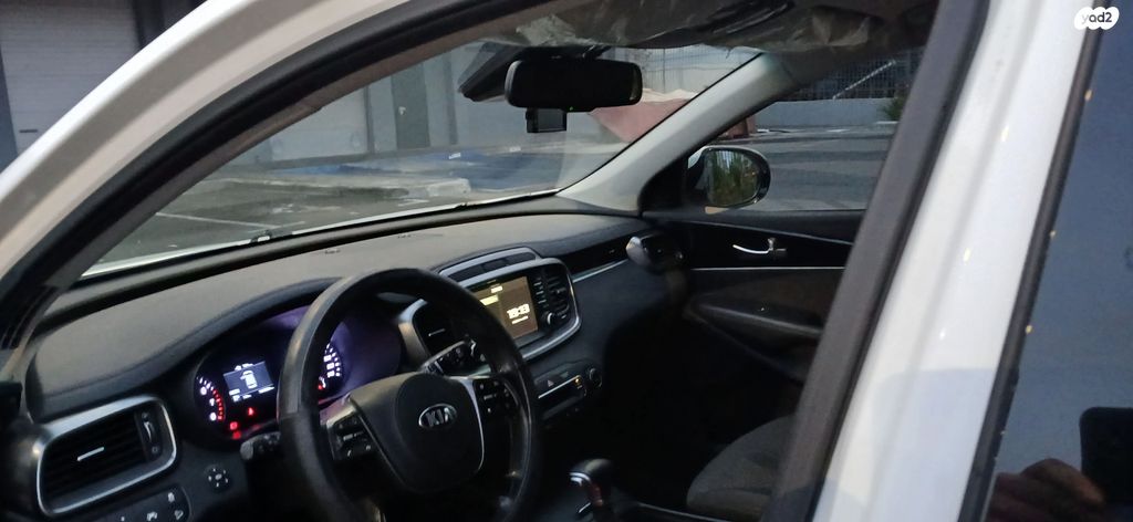 מודעת רכב קיה סורנטו