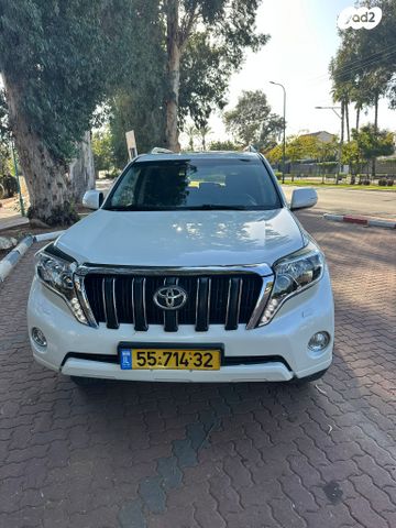 טויוטה לנד קרוזר