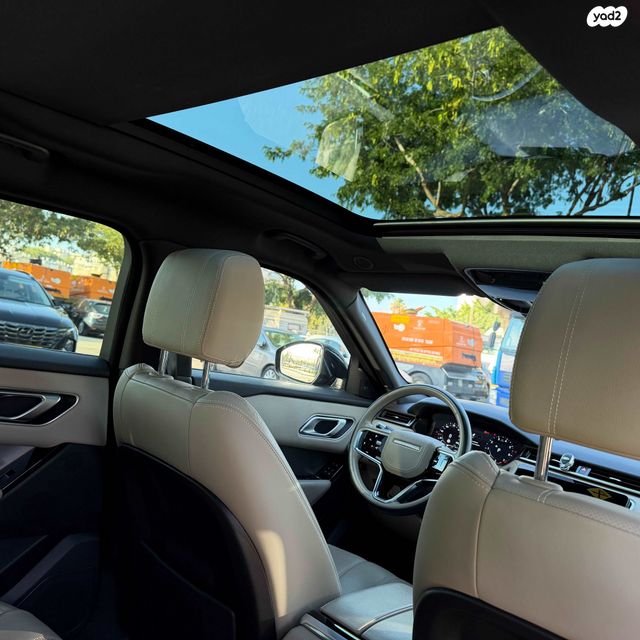 לנד רובר ריינג' רובר ולאר