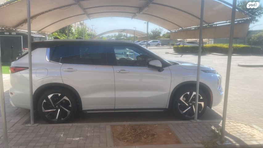 מודעת רכב מיצובישי אאוטלנדר