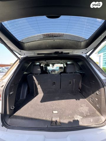 שברולט טראוורס