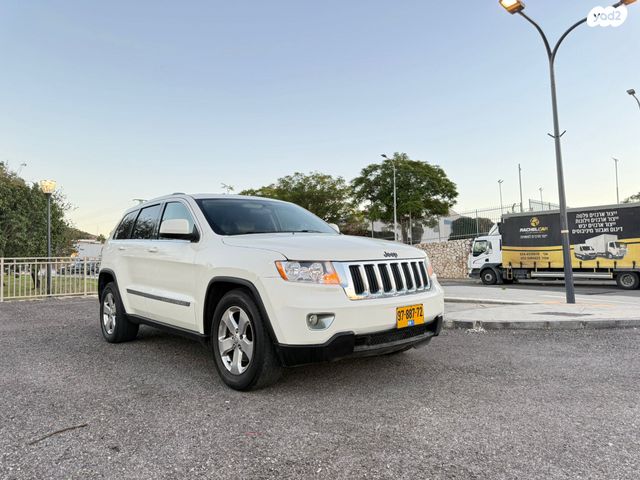 מודעת רכב ג'יפ גרנד צ'ירוקי 2