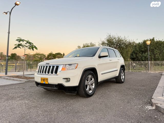 מודעת רכב ג'יפ גרנד צ'ירוקי 1