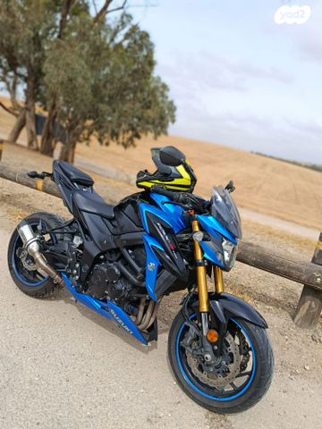 סוזוקי GSXS750