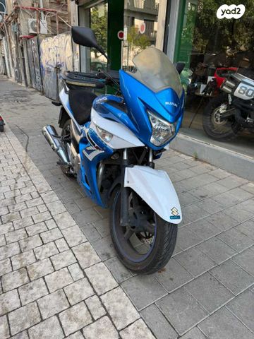 סוזוקי אינזומה 250