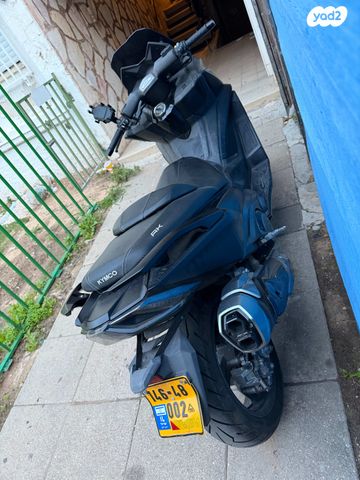 מודעת רכב קימקו AK 550