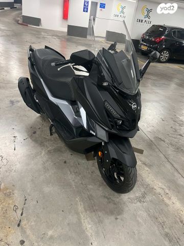 מודעת רכב סאן יאנג קרוזים 300