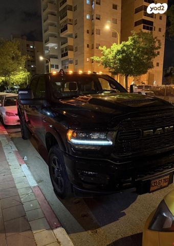 מודעת רכב דודג'