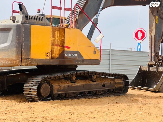 מודעת רכב מחפר