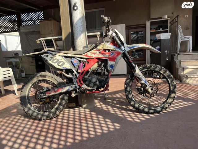 feedItemObj.data.row_1