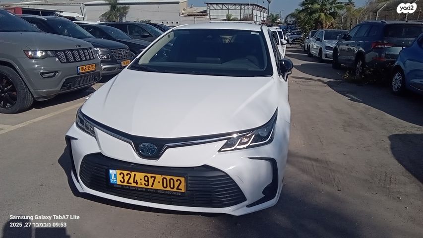 מודעת רכב טויוטה קורולה