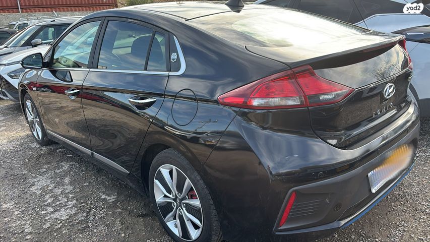 יונדאי איוניק