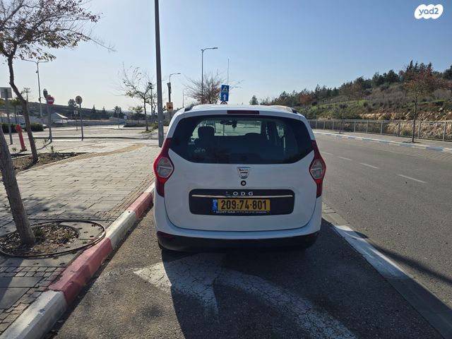 מודעת רכב דאצ'יה לודג'י