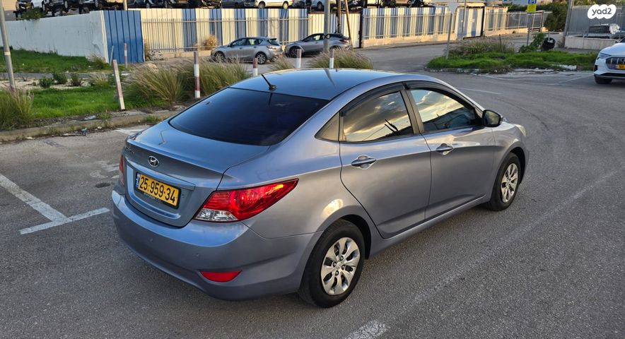 יונדאי אקסנט i25