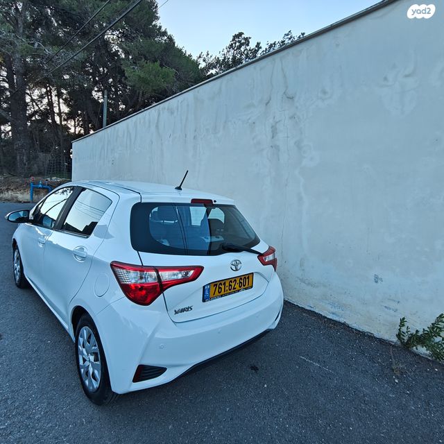 טויוטה יאריס